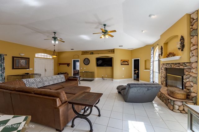 8404 NESBITT Road, Macclenny, FL 32063