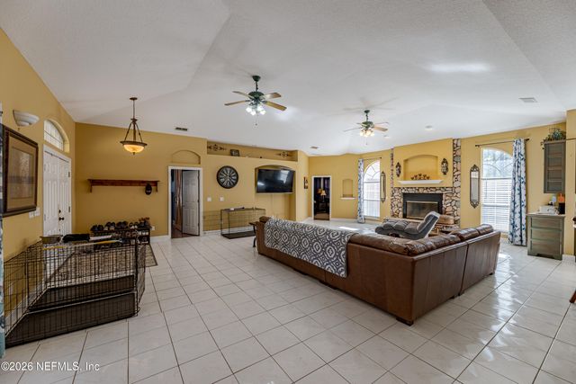 8404 NESBITT Road, Macclenny, FL 32063