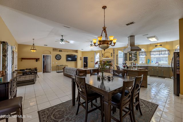 8404 NESBITT Road, Macclenny, FL 32063