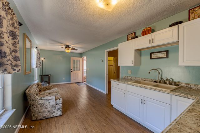 8404 NESBITT Road, Macclenny, FL 32063