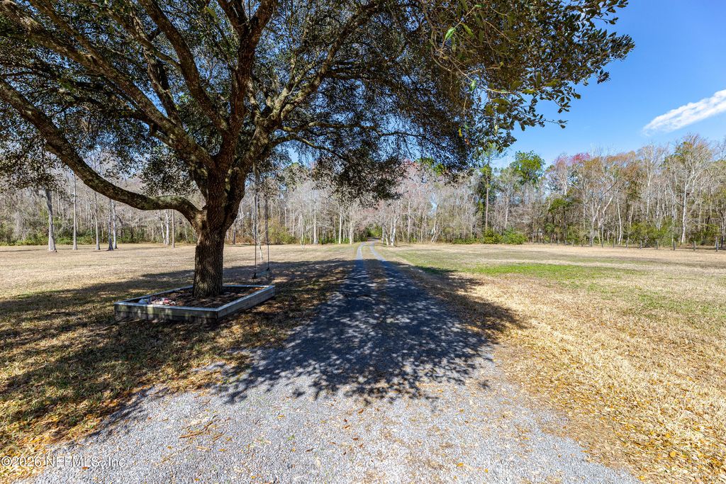 8404 NESBITT Road, Macclenny, FL 32063