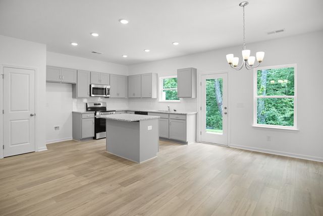 105 Ironhorse Way, Dickson, TN 37055