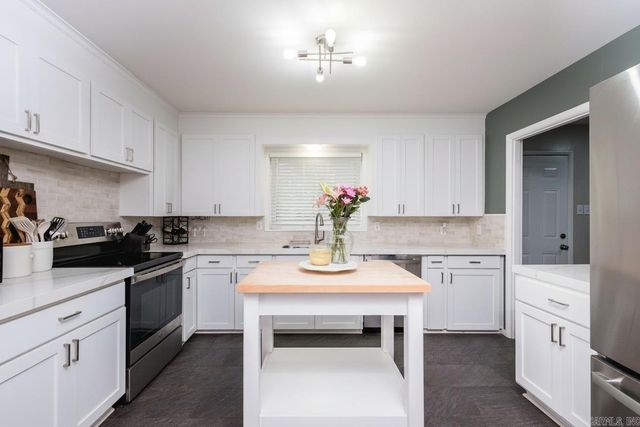 308 Cherokee Circle, Little Rock, AR 72205