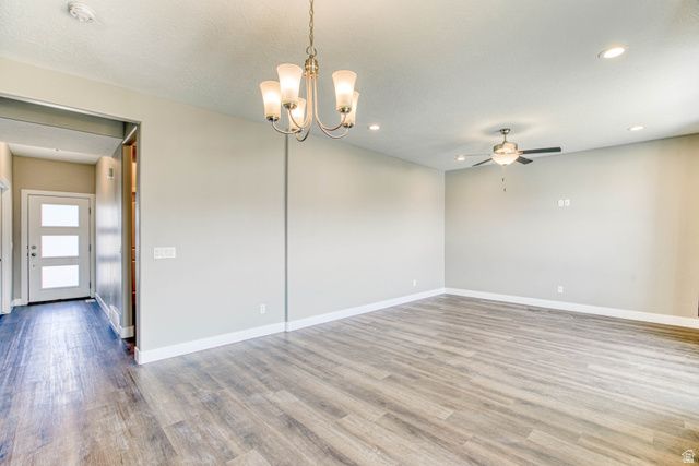 454 S CORNER VIEW DR, Tooele, UT 84074