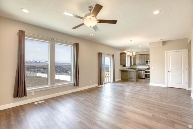 454 S CORNER VIEW DR, Tooele, UT 84074