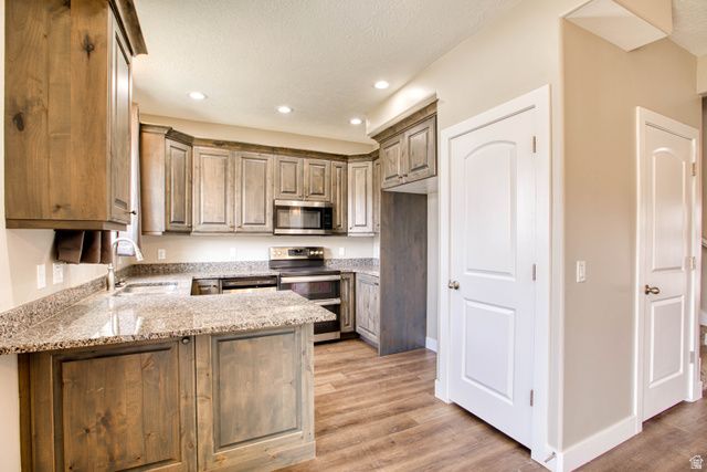 454 S CORNER VIEW DR, Tooele, UT 84074