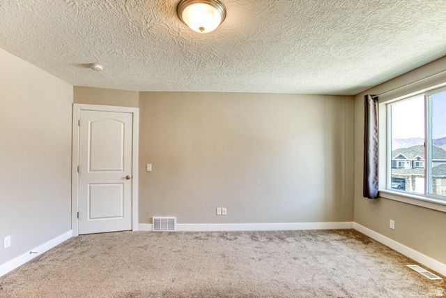 454 S CORNER VIEW DR, Tooele, UT 84074