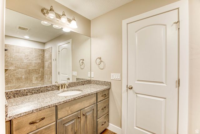 454 S CORNER VIEW DR, Tooele, UT 84074