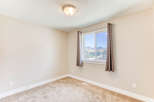 454 S CORNER VIEW DR, Tooele, UT 84074