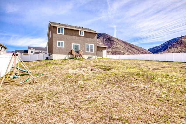 454 S CORNER VIEW DR, Tooele, UT 84074