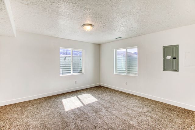 454 S CORNER VIEW DR, Tooele, UT 84074