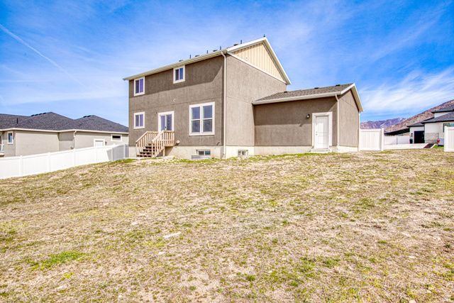 454 S CORNER VIEW DR, Tooele, UT 84074