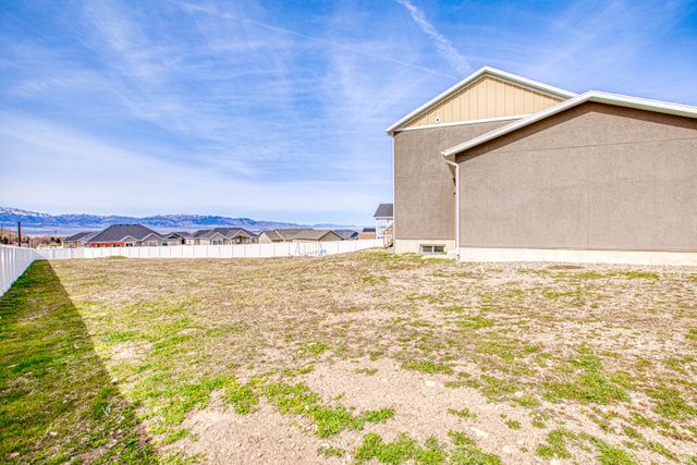 454 S CORNER VIEW DR, Tooele, UT 84074