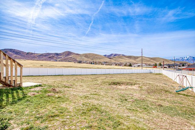 454 S CORNER VIEW DR, Tooele, UT 84074