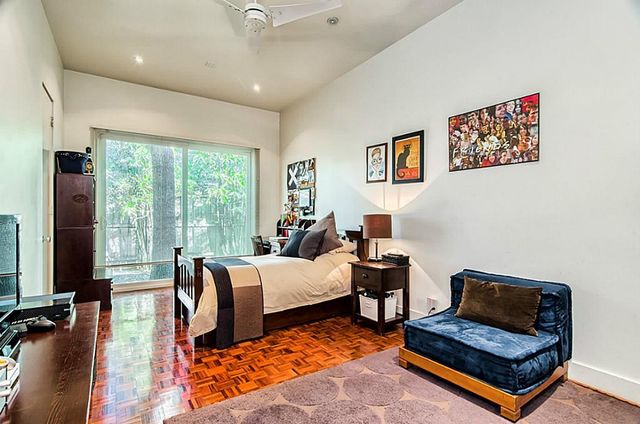 11535 Green Oaks Drive, Piney Point Village, TX 77024