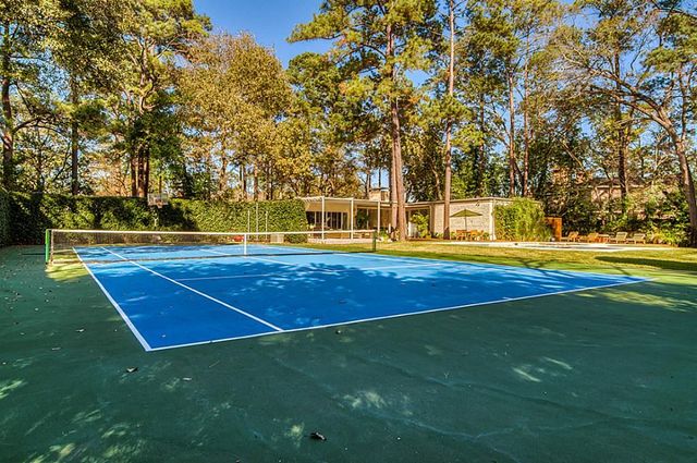 11535 Green Oaks Drive, Piney Point Village, TX 77024