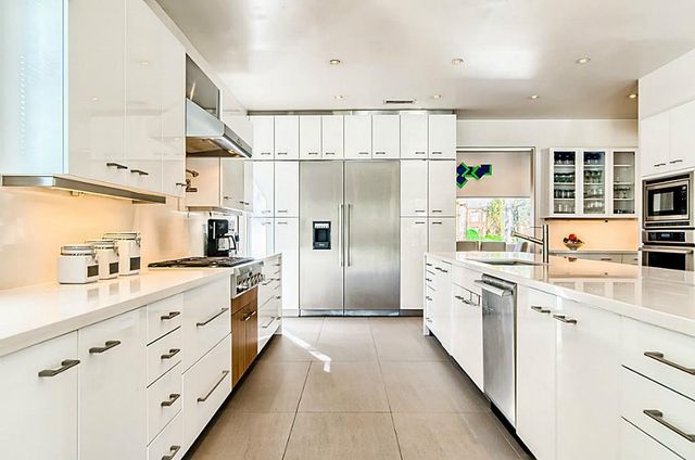 11535 Green Oaks Drive, Piney Point Village, TX 77024