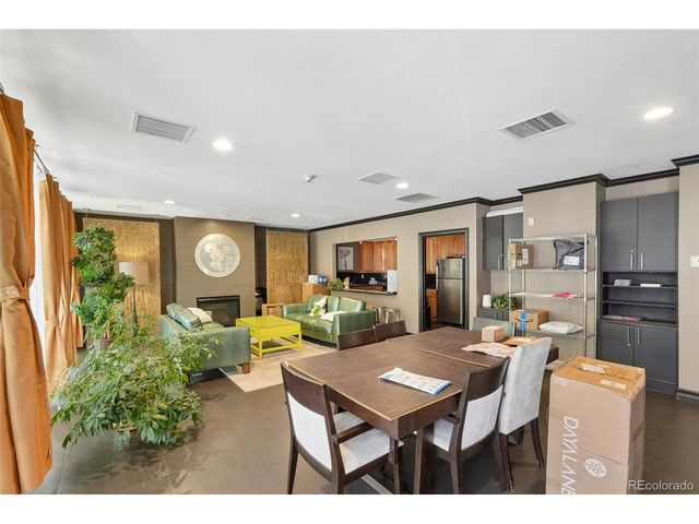 1150 Vine St 806, Denver, CO 80206