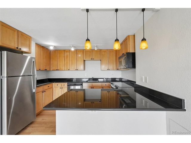 1150 Vine St 806, Denver, CO 80206