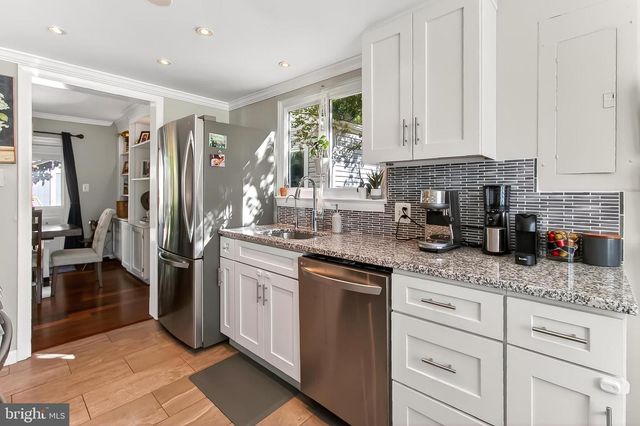7206 LAVENDER LN, Springfield, VA 22150