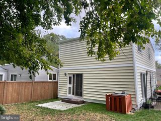 7206 LAVENDER LN, Springfield, VA 22150