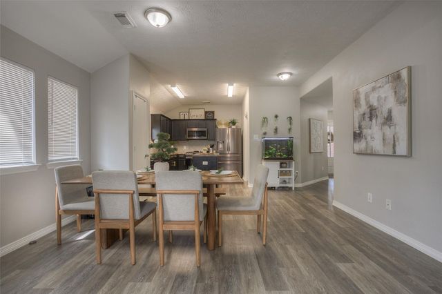 5049 Willow Point Drive, Conroe, TX 77303