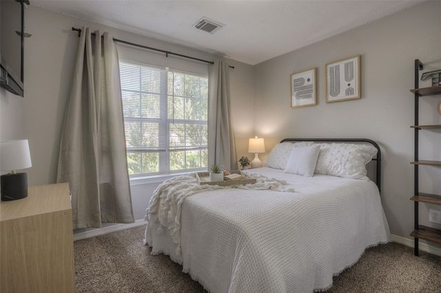 5049 Willow Point Drive, Conroe, TX 77303
