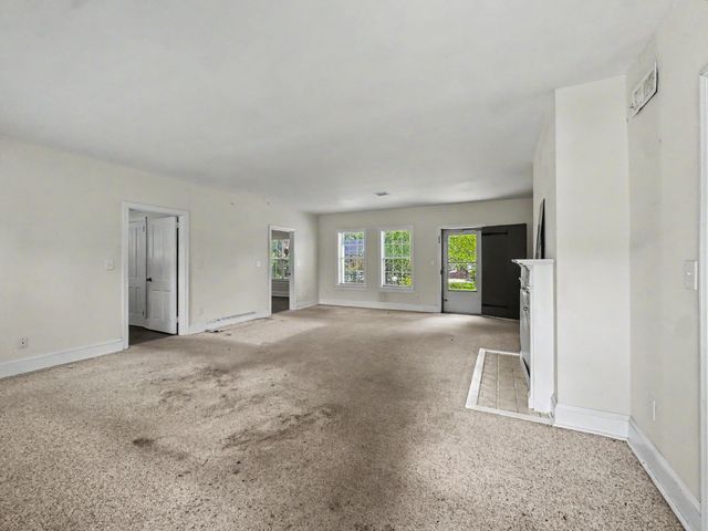 305 Geddes Avenue, Charleston, SC 29407