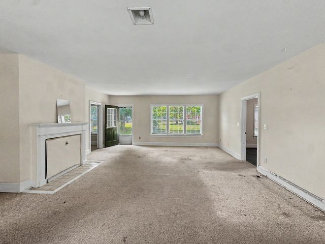 305 Geddes Avenue, Charleston, SC 29407