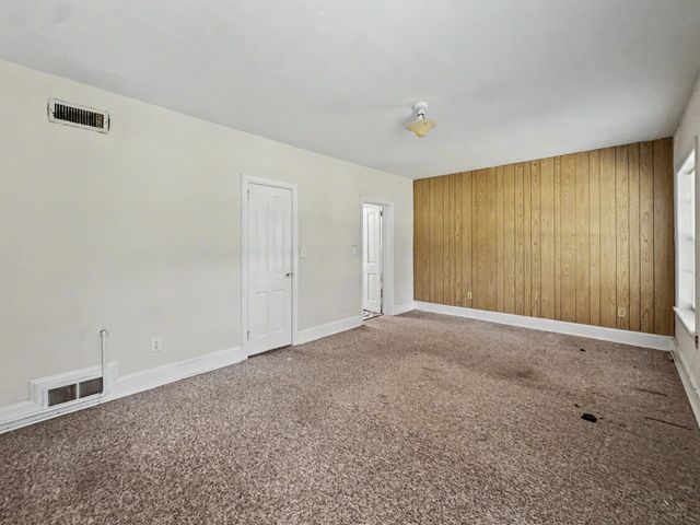 305 Geddes Avenue, Charleston, SC 29407