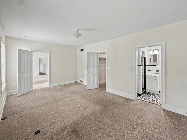 305 Geddes Avenue, Charleston, SC 29407