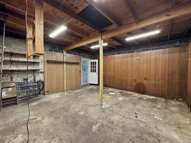 305 Geddes Avenue, Charleston, SC 29407