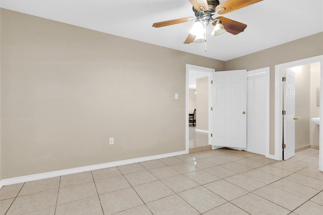 10449 Castleton Street, Houston, TX 77016