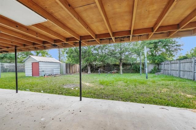 10449 Castleton Street, Houston, TX 77016