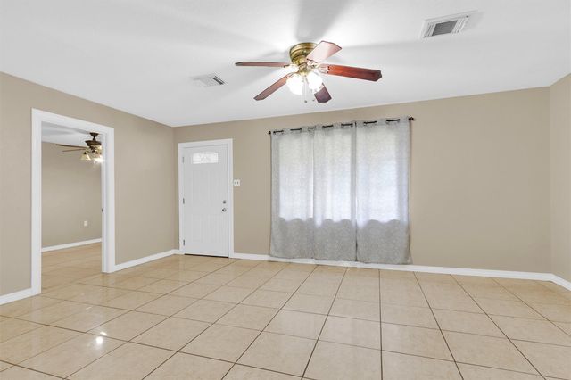 10449 Castleton Street, Houston, TX 77016
