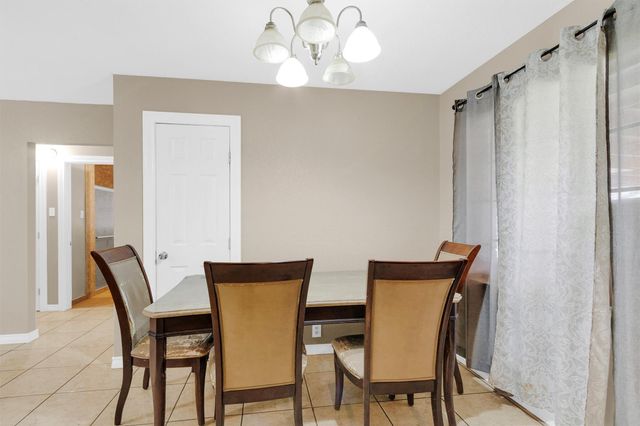 10449 Castleton Street, Houston, TX 77016