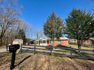 2210 Hagan Rd, Prospect, TN 38477