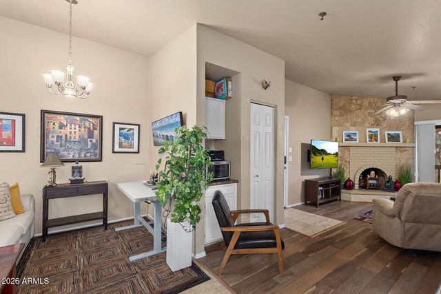 3031 N CIVIC CENTER Plaza 334, Scottsdale, AZ 85251