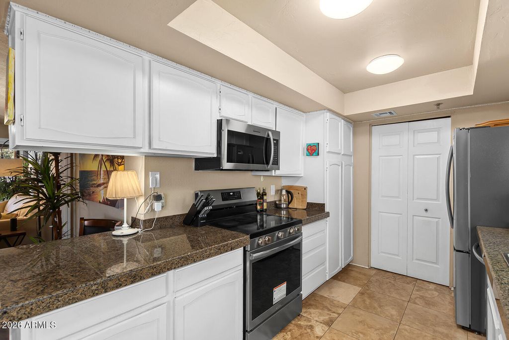 3031 N CIVIC CENTER Plaza 334, Scottsdale, AZ 85251 — photo 3