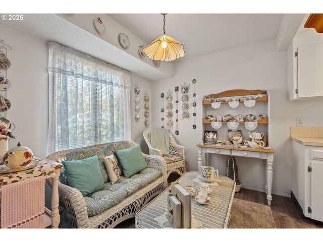 4246 Ne 125TH Pl, Portland, OR 97230