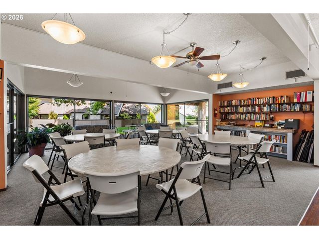 4246 Ne 125TH Pl, Portland, OR 97230