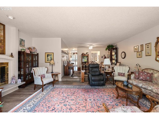 4246 Ne 125TH Pl, Portland, OR 97230