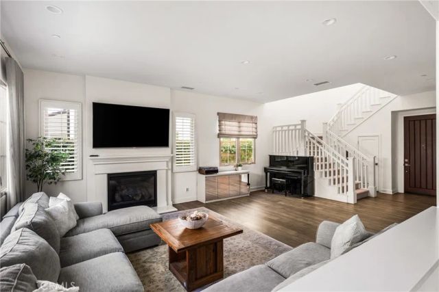 61 Furlong, Irvine, CA 92602