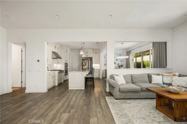61 Furlong, Irvine, CA 92602