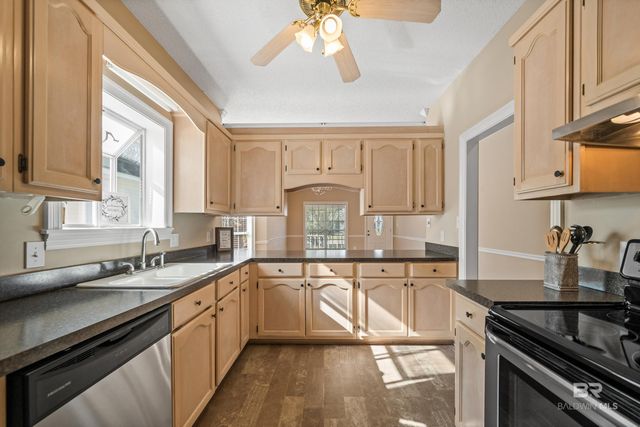 27 Cottage Drive, Fairhope, AL 36532