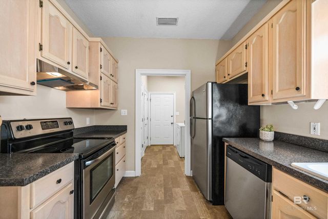 27 Cottage Drive, Fairhope, AL 36532