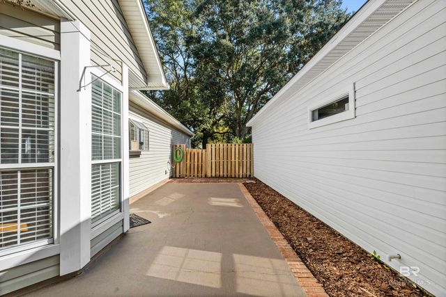 27 Cottage Drive, Fairhope, AL 36532