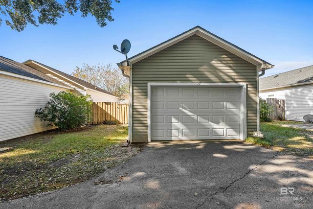 27 Cottage Drive, Fairhope, AL 36532
