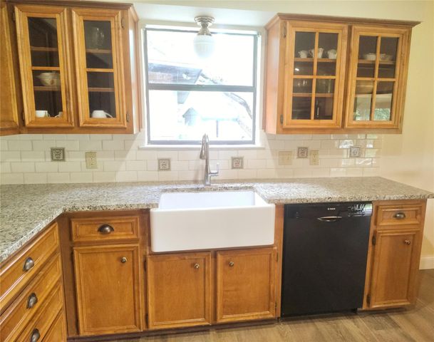 158 Augusta DR, Wimberley, TX 78676