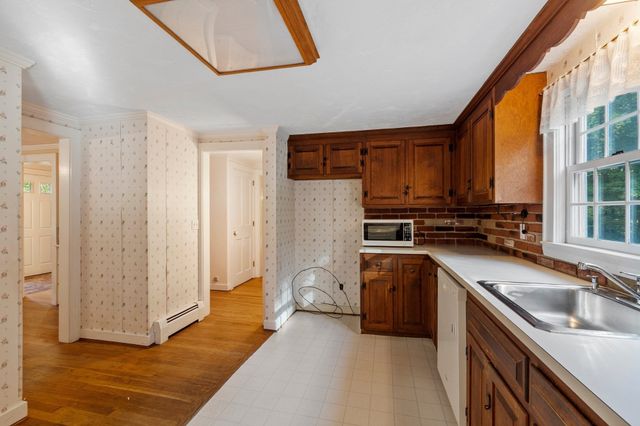 153 W Bare Hill Rd, Harvard, MA 01451